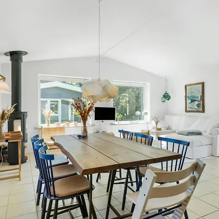 Beautiful In With Kitchen 펜션 Vejby