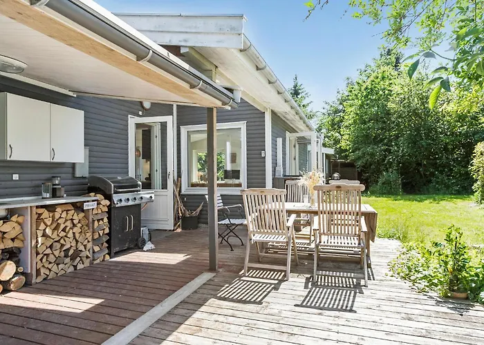 Beautiful In With Kitchen Vejby